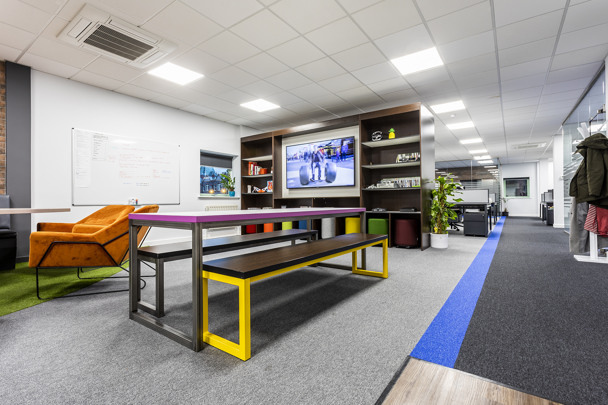 educational and commercial Furniture